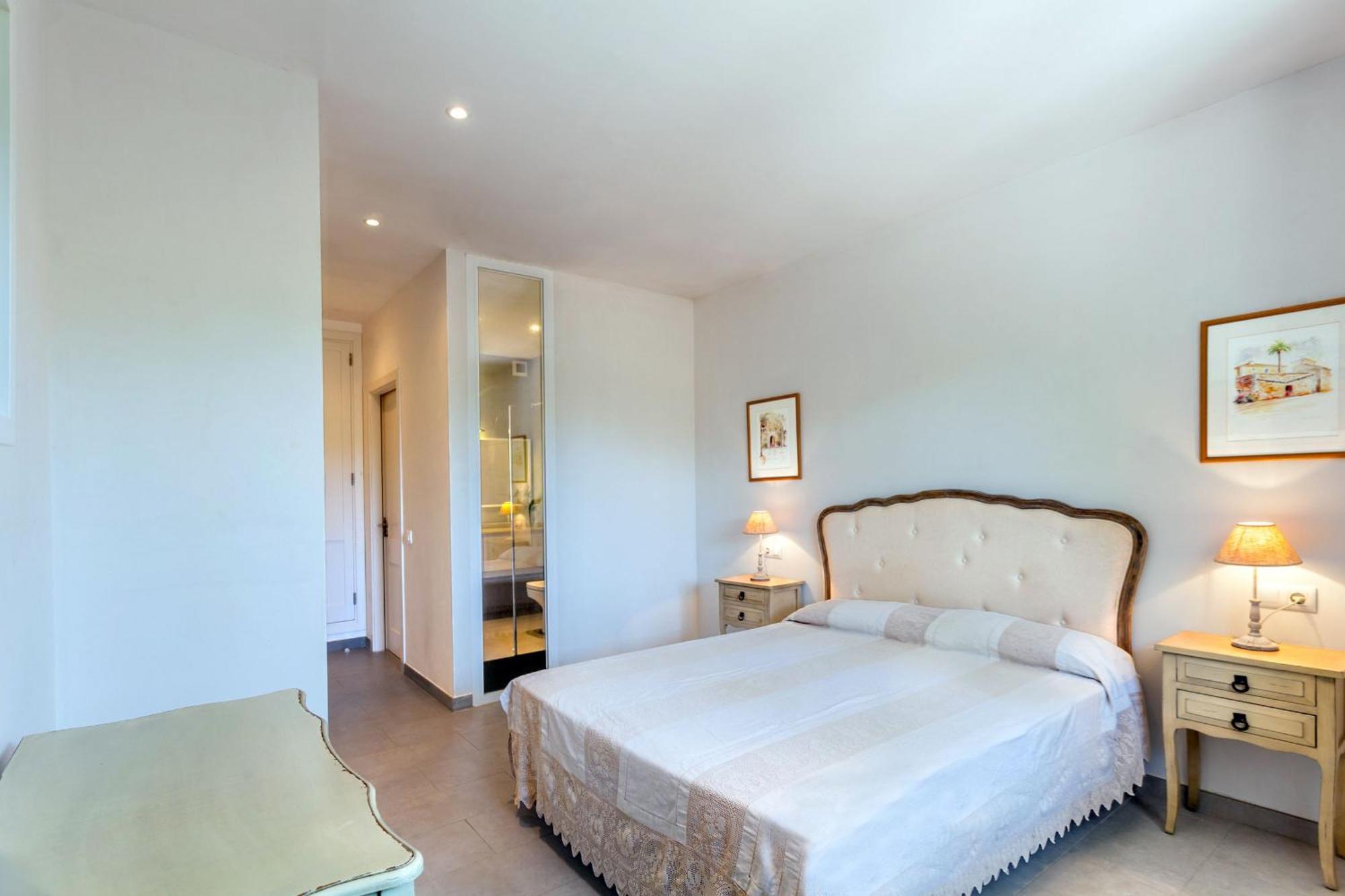 Harbour View 2 Apartment Cala Figuera  Bagian luar foto