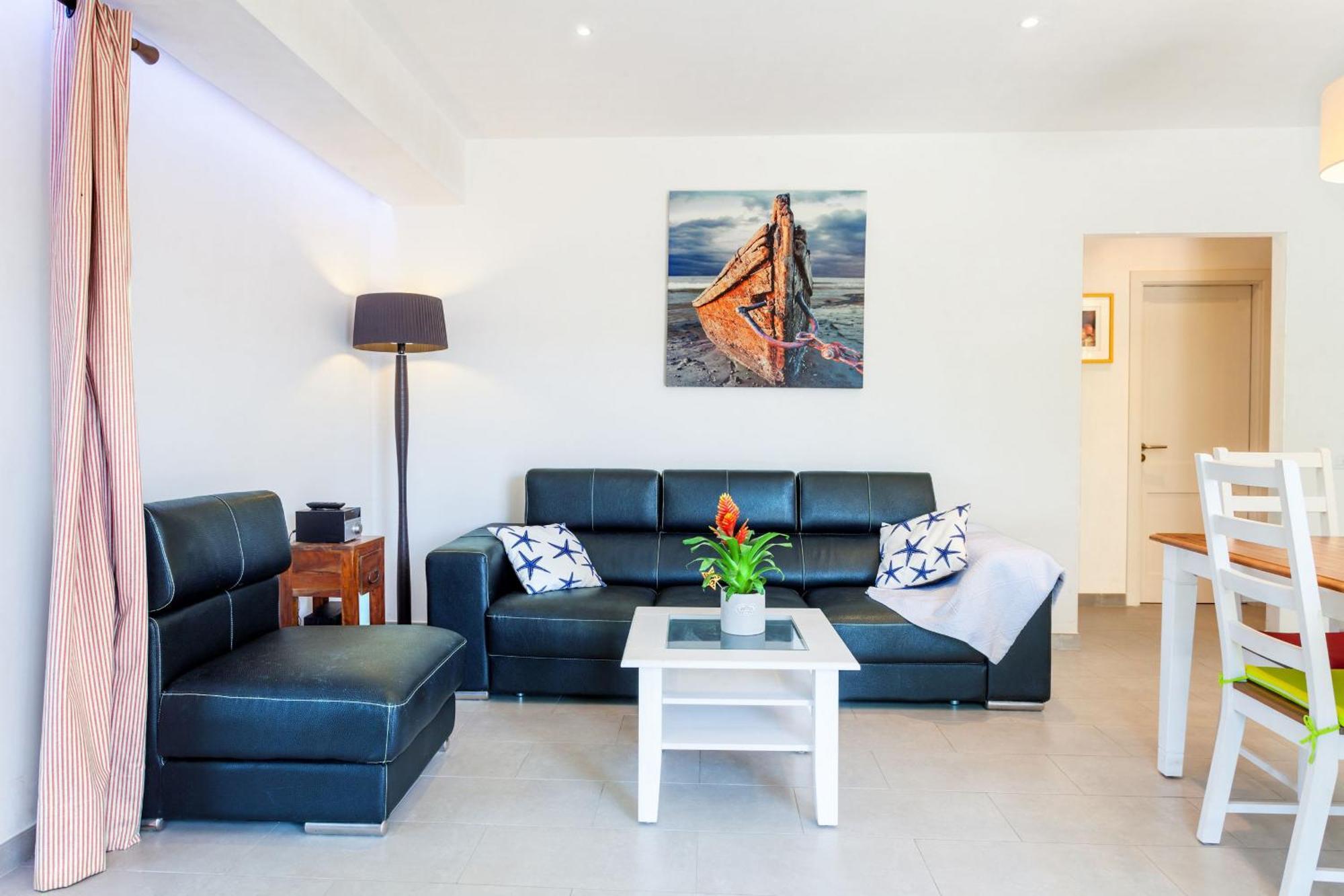 Harbour View 2 Apartment Cala Figuera  Bagian luar foto