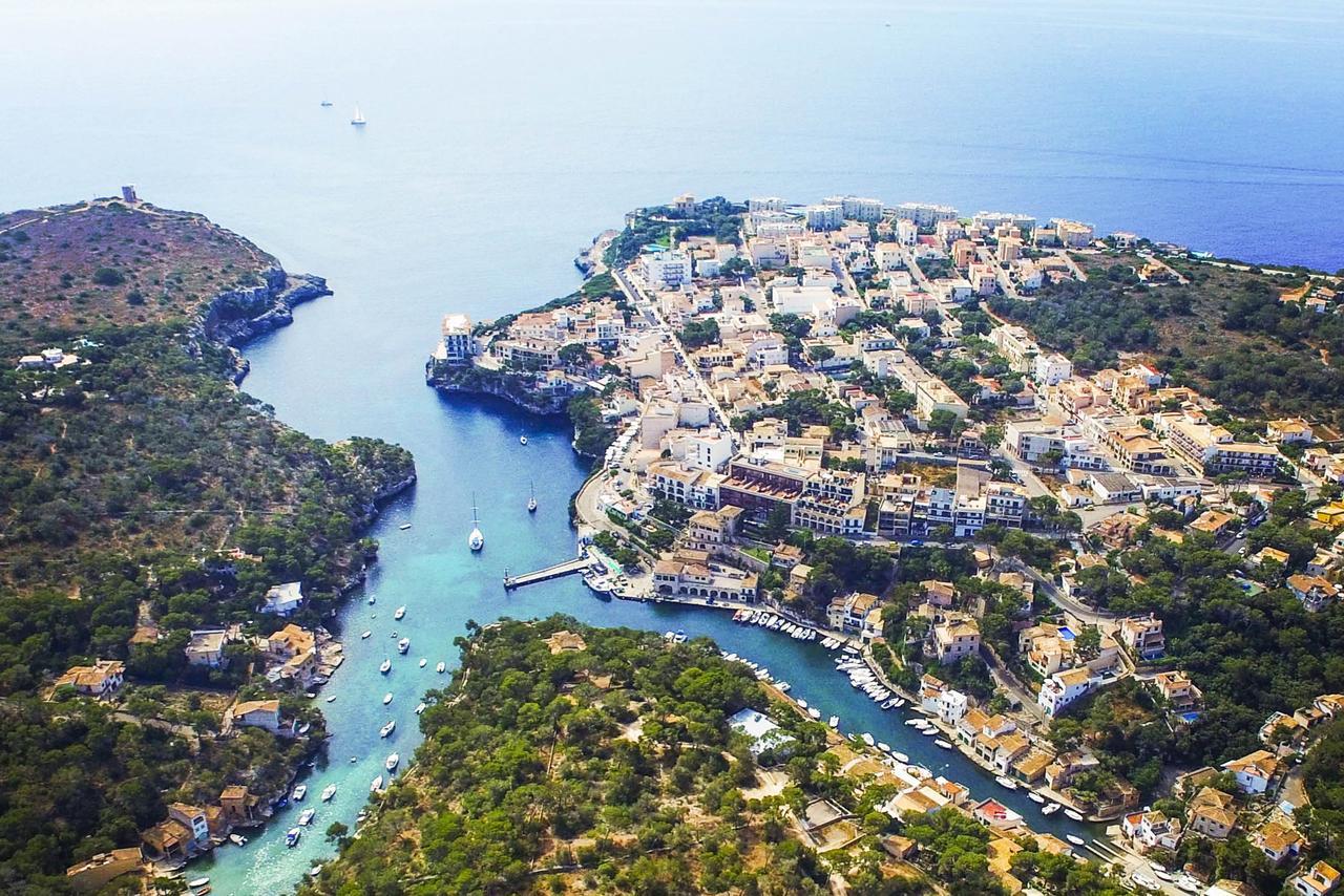Harbour View 2 Apartment Cala Figuera  Bagian luar foto